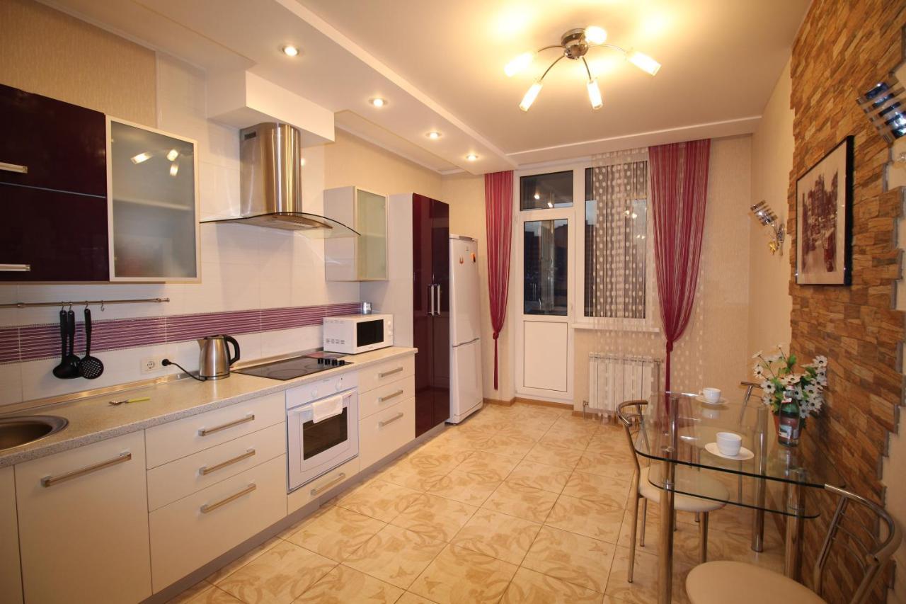 Panoramic View Lux Apartment On Metro Osokorky Kiew Exterior foto